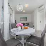Gloria - One Bedroom With Terrace Apartamento
