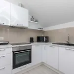 Gloria - One Bedroom With Terrace *
